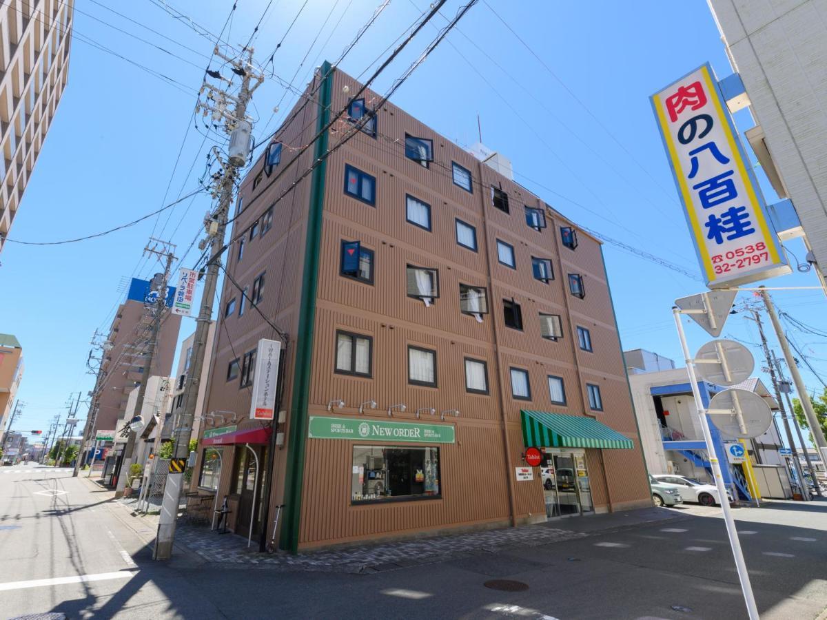Tabist IWATA Station Hotel Exterior foto